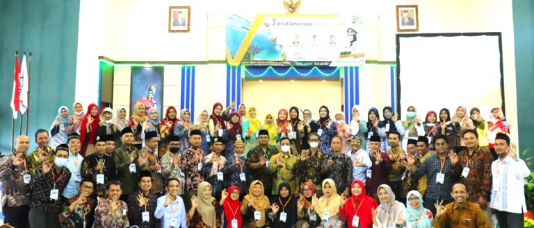 Membangun Jejaring Akademisi melalui Third Annual Conference on Community Engagement
